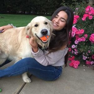 Meet your Posher, Ella